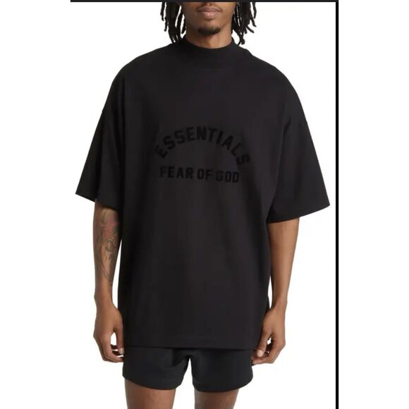 Fear Of God Essentials T- Shirt - M( Over sized) Jet Black - Picture 1 of 9